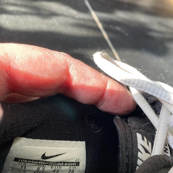 Black and grey Nikes Size 11 - Picture 6 of 7